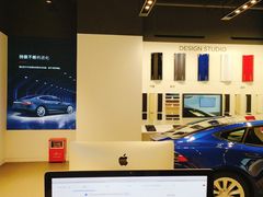 -TESLA 特斯拉(广州天环广场体验店)