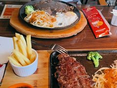 -豪享来牛排(人民店)