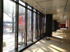 -正大乐城徐汇店-地下停车库