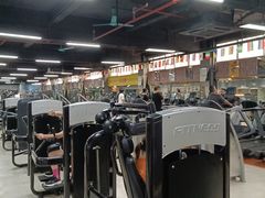 -星动力健身俱乐部(新塘店)