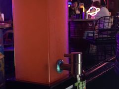 -UP嘻哈酒吧(粉巢店)