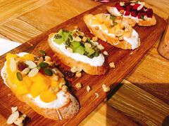 开放式水果三明治-麦甜创意轻食餐厅(西康路店)