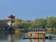 -茅山东方盐湖城景区