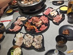 -啊美丽炭火烤肉(滑翔一店)