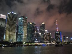 -黄浦江游览十六铺3号码头网红自助餐