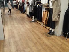 -优衣库(上海虹口龙之梦店)