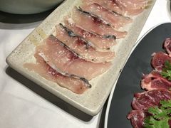 -泓炙颐凤鲜海鲜火锅料理(桐乡店)