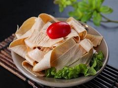 黄豆皮-小龙坎老火锅(华飞店)
