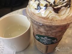 -星巴克(港汇1号办公楼店)