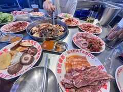 -哈哈碳都·牛肋条无限自助烤肉(台江万达店)