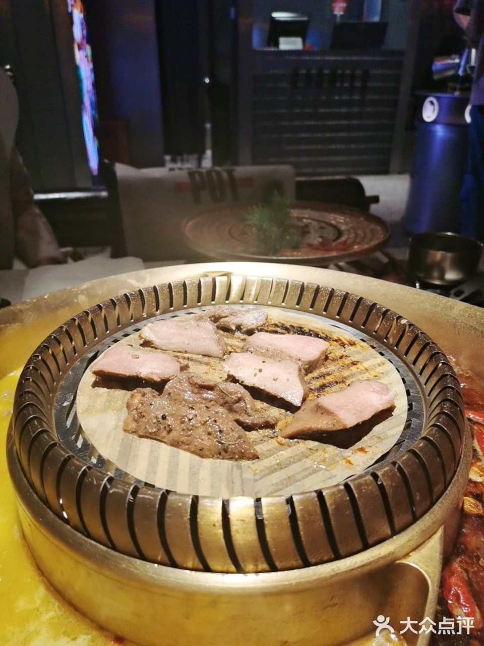 火锅店？烤肉店？一次性满足你！