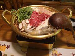 -恩你小木屋·韩式料理(假日广场店)