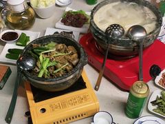 -墨脱石锅椰子鸡•香草鸭•东山羊(大东海店)