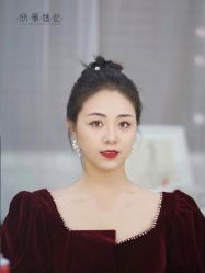 -欣薇婚纱(新源乐汇城店)
