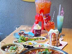 -街角等你.大连海鲜烧烤.经典铁板海鲜串(西安路店)