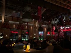 -FOUR PLAY BAR