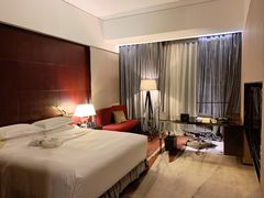 -广州天河希尔顿酒店