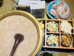 -蒙亨·手把肉·蒙古包文化主题餐厅(天恒广场店)