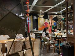 大堂-金牌老碗时尚陕菜(王府井百货店)