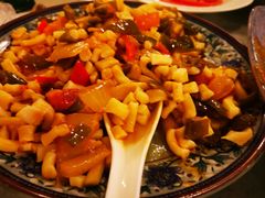 -维吾尔餐厅(宜山路店)