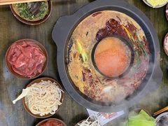 -黄潇洒老火锅(九眼桥宏济巷店)