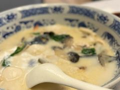 极品八宝鱼头皇-山外山菜馆(玉泉路店)