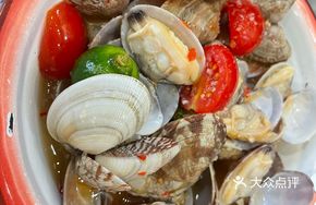 Stir-Fried Clams with Garlic