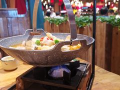 思茅酸汤鱼片-老滇山寨•云南特色菜•地方菜•民族风情歌舞表演(金碧店)