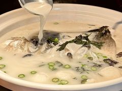 -许爷家·生态湖鲜(徐汇日月光店)