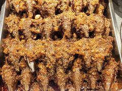 -爆炸头阿姨小四川正宗川味小吃(无任何分店)