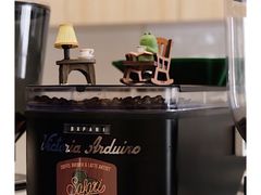 -SAFARI COFFEE