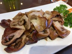 -赶海部落海鲜城(海阳路店)