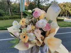 -花邻FloweringLife花艺气球派对(武康大楼店)