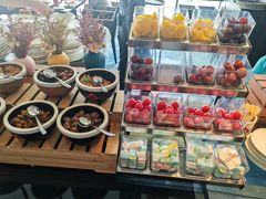 -宝利来国际大酒店-凤凰阁旋转餐厅