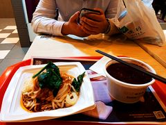 -魏家凉皮(黄雁村店)