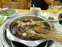 -袁记串串香(泉水轻轨站店)