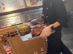 -京味斋·北京烤鸭(华威桥北工大店)