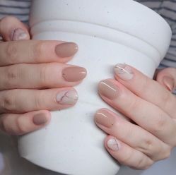 -明洞造型精品烫染