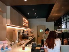-瑞幸咖啡(巴黎春天陕西路店)