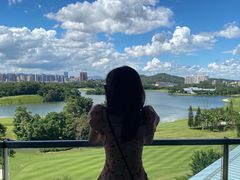 -深圳隐秀山居酒店