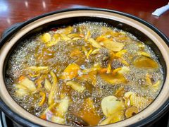 -菌之家·专业纯野生菌火锅·特色炒菌
