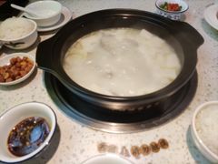 胡椒猪肚鸡-顺德公广东猪肚鸡·煲仔饭(白石洲店)