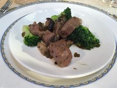 iphone_upload_pic-香港会议展览中心演讲厅