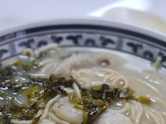 招牌黄鱼面-明呈黄鱼面馆(斜土路店)