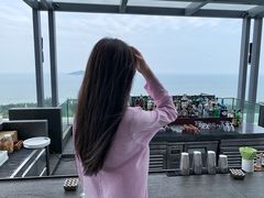 -瑰丽酒店·海吧·天际下午茶·现场DJ·天台酒吧