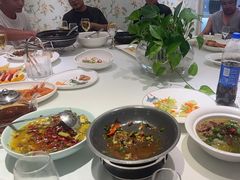 -沪华海鲜大酒楼(南汇店)