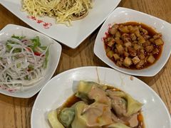 冷馄饨-东泰祥生煎馆(重庆北路店)