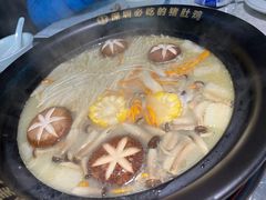 竹笙王猪肚鸡-顺德公广东猪肚鸡·煲仔饭(白石洲店)