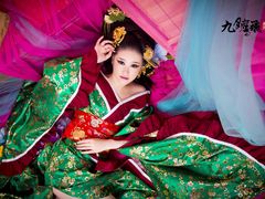 -九月鹰飞汉服摄影工作室
