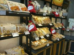 -皇冠幸福里动物奶油生日蛋糕(宗关地铁店)